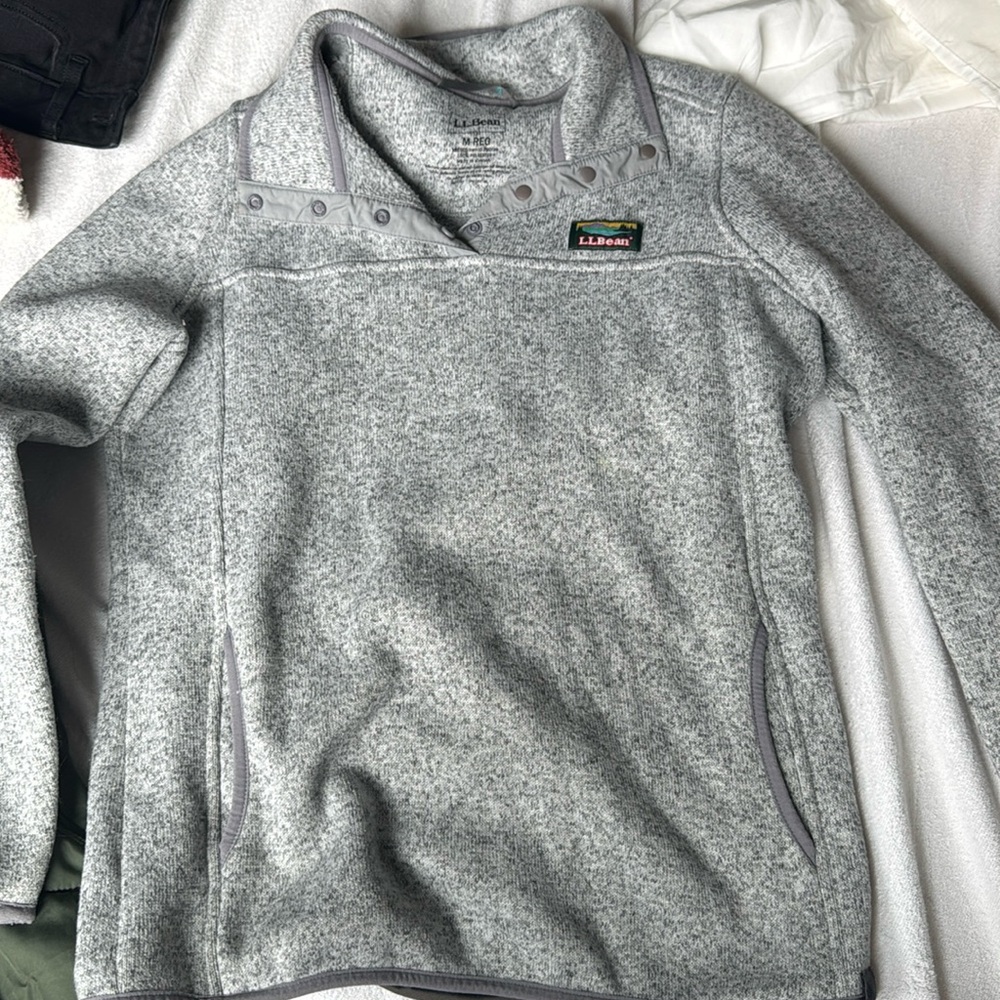 LL Bean women’s pullover